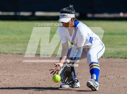 Thumbnail 3 in Vanden vs. Benicia (D3 CIF SJS Final Game 1) photogallery.