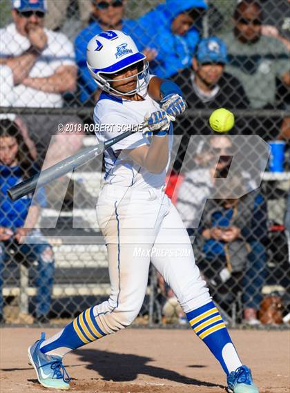 Thumbnail 1 in Vanden vs. Benicia (D3 CIF SJS Final Game 1) photogallery.