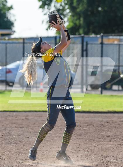 Thumbnail 1 in Vanden vs. Benicia (D3 CIF SJS Final Game 1) photogallery.