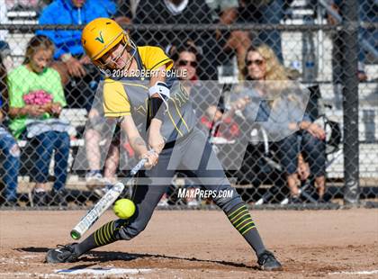 Thumbnail 2 in Vanden vs. Benicia (D3 CIF SJS Final Game 1) photogallery.
