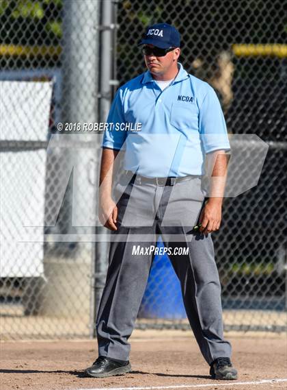 Thumbnail 1 in Vanden vs. Benicia (D3 CIF SJS Final Game 1) photogallery.