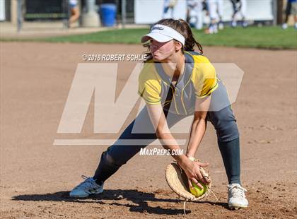 Thumbnail 1 in Vanden vs. Benicia (D3 CIF SJS Final Game 1) photogallery.