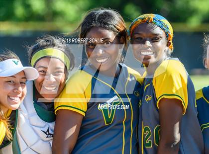 Thumbnail 1 in Vanden vs. Benicia (D3 CIF SJS Final Game 1) photogallery.