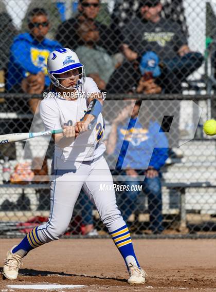 Thumbnail 3 in Vanden vs. Benicia (D3 CIF SJS Final Game 1) photogallery.
