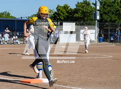 Thumbnail 2 in Vanden vs. Benicia (D3 CIF SJS Final Game 1) photogallery.