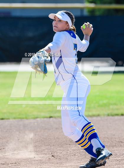 Thumbnail 1 in Vanden vs. Benicia (D3 CIF SJS Final Game 1) photogallery.