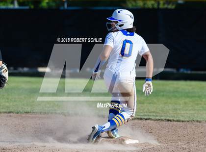 Thumbnail 3 in Vanden vs. Benicia (D3 CIF SJS Final Game 1) photogallery.