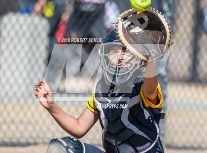 Thumbnail 2 in Vanden vs. Benicia (D3 CIF SJS Final Game 1) photogallery.