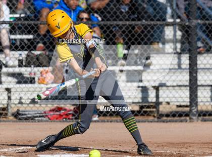 Thumbnail 3 in Vanden vs. Benicia (D3 CIF SJS Final Game 1) photogallery.