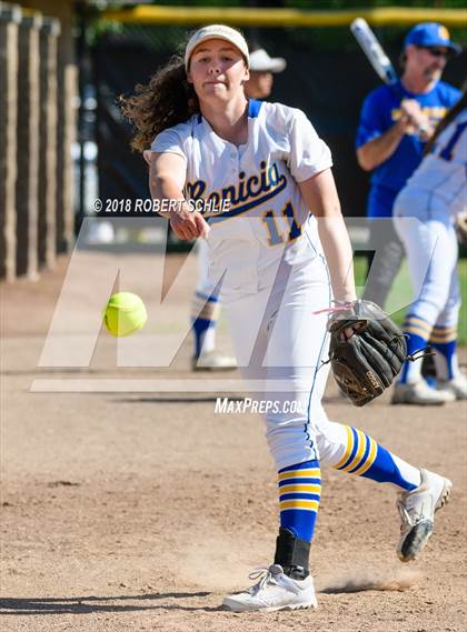 Thumbnail 2 in Vanden vs. Benicia (D3 CIF SJS Final Game 1) photogallery.