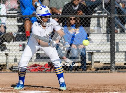 Thumbnail 1 in Vanden vs. Benicia (D3 CIF SJS Final Game 1) photogallery.