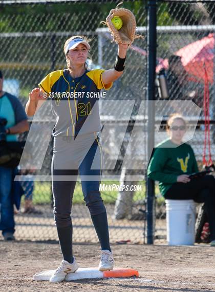 Thumbnail 1 in Vanden vs. Benicia (D3 CIF SJS Final Game 1) photogallery.