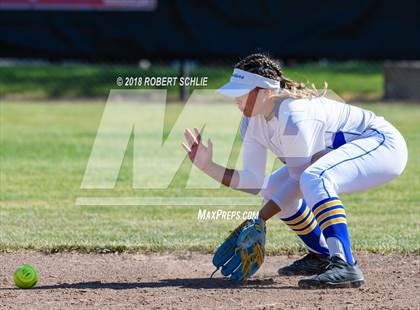 Thumbnail 2 in Vanden vs. Benicia (D3 CIF SJS Final Game 1) photogallery.