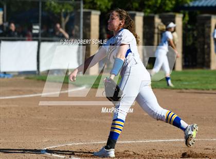 Thumbnail 2 in Vanden vs. Benicia (D3 CIF SJS Final Game 1) photogallery.