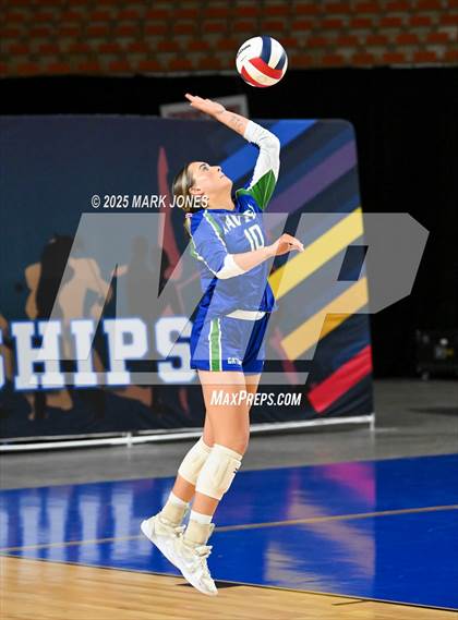 Thumbnail 3 in Xavier College Prep vs. Corona del Sol (AIA 6A Final) photogallery.