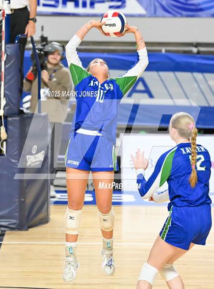 Thumbnail 1 in Xavier College Prep vs. Corona del Sol (AIA 6A Final) photogallery.