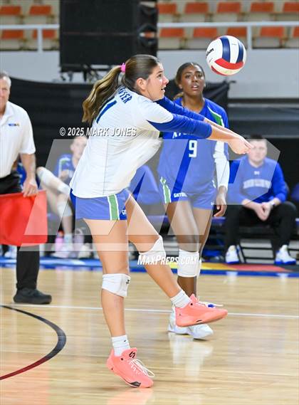 Thumbnail 1 in Xavier College Prep vs. Corona del Sol (AIA 6A Final) photogallery.