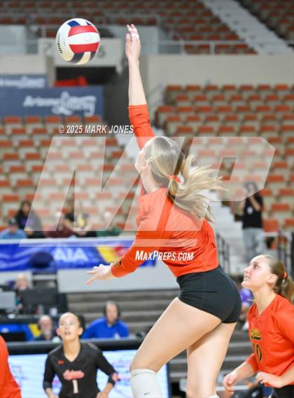 Thumbnail 3 in Xavier College Prep vs. Corona del Sol (AIA 6A Final) photogallery.