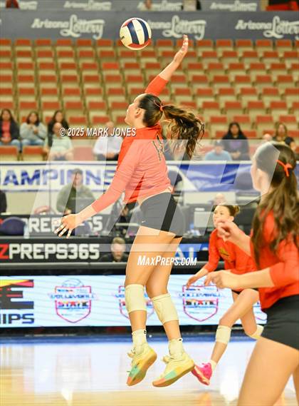 Thumbnail 2 in Xavier College Prep vs. Corona del Sol (AIA 6A Final) photogallery.