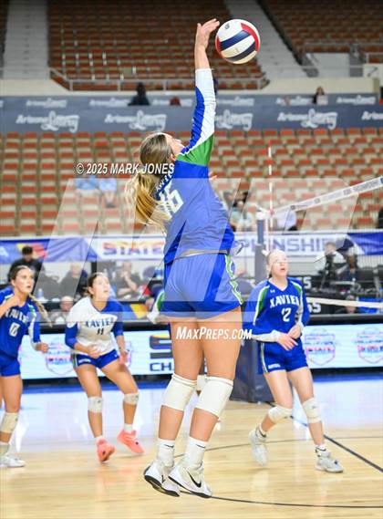 Thumbnail 1 in Xavier College Prep vs. Corona del Sol (AIA 6A Final) photogallery.