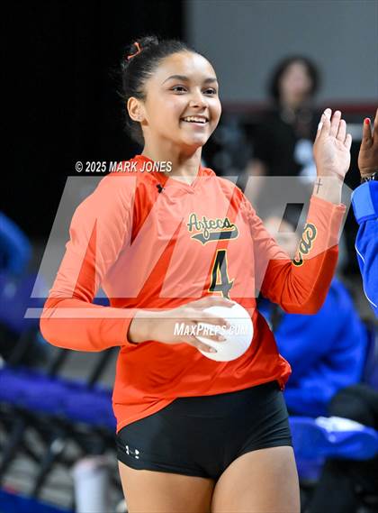 Thumbnail 2 in Xavier College Prep vs. Corona del Sol (AIA 6A Final) photogallery.