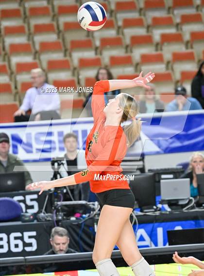 Thumbnail 3 in Xavier College Prep vs. Corona del Sol (AIA 6A Final) photogallery.