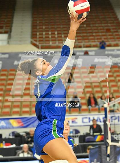 Thumbnail 3 in Xavier College Prep vs. Corona del Sol (AIA 6A Final) photogallery.