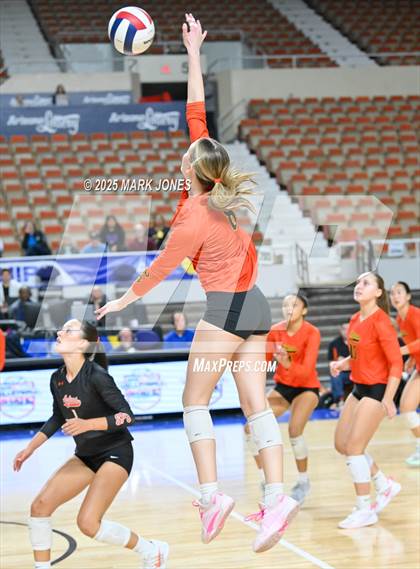 Thumbnail 2 in Xavier College Prep vs. Corona del Sol (AIA 6A Final) photogallery.