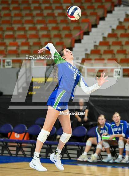 Thumbnail 3 in Xavier College Prep vs. Corona del Sol (AIA 6A Final) photogallery.