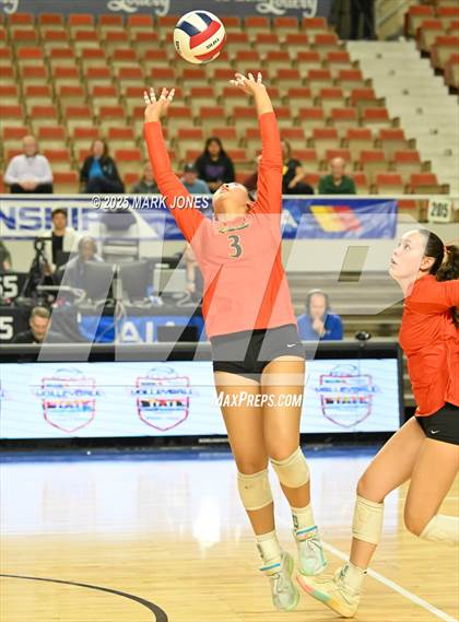 Thumbnail 1 in Xavier College Prep vs. Corona del Sol (AIA 6A Final) photogallery.