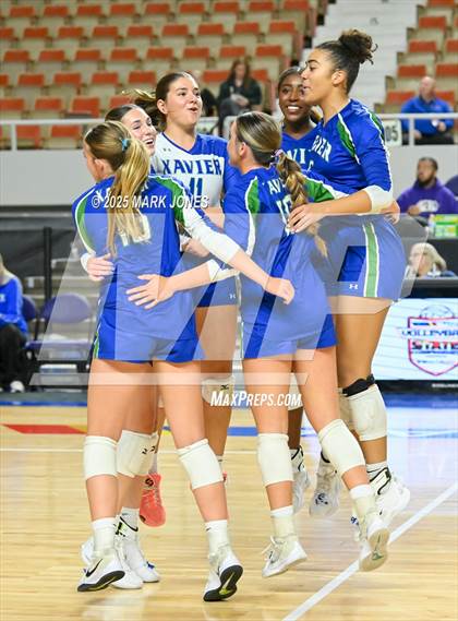 Thumbnail 2 in Xavier College Prep vs. Corona del Sol (AIA 6A Final) photogallery.