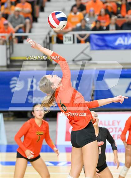 Thumbnail 1 in Xavier College Prep vs. Corona del Sol (AIA 6A Final) photogallery.