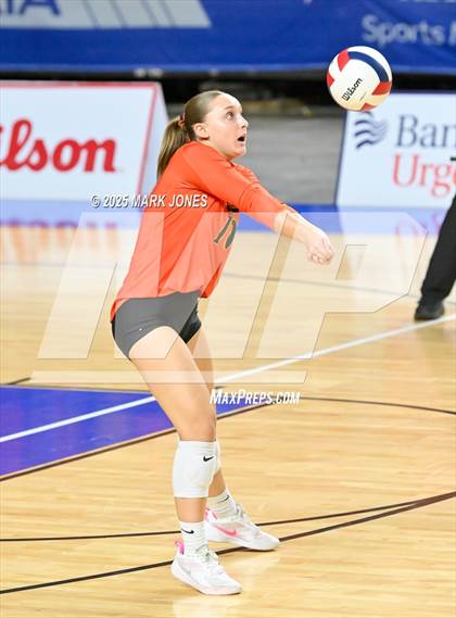 Thumbnail 3 in Xavier College Prep vs. Corona del Sol (AIA 6A Final) photogallery.