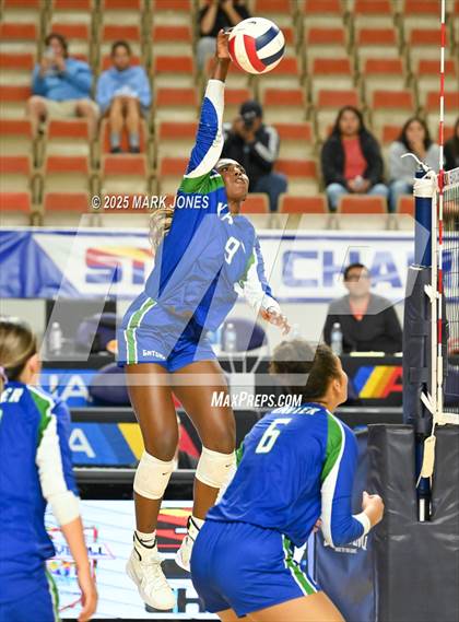 Thumbnail 1 in Xavier College Prep vs. Corona del Sol (AIA 6A Final) photogallery.