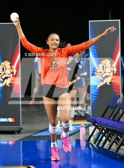 Thumbnail 3 in Xavier College Prep vs. Corona del Sol (AIA 6A Final) photogallery.