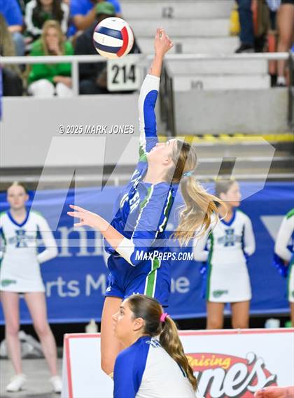 Thumbnail 1 in Xavier College Prep vs. Corona del Sol (AIA 6A Final) photogallery.