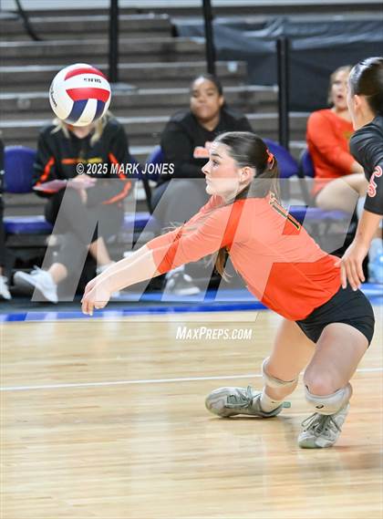 Thumbnail 3 in Xavier College Prep vs. Corona del Sol (AIA 6A Final) photogallery.