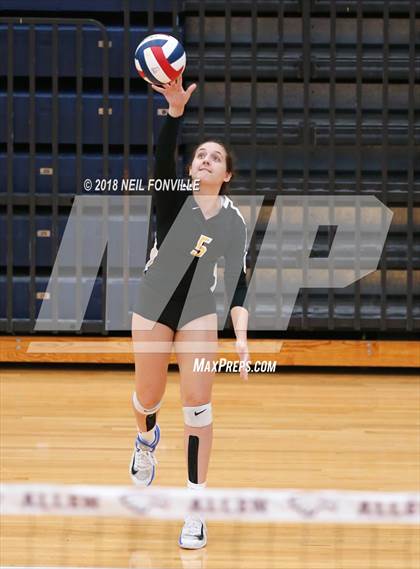 Thumbnail 1 in Memorial vs. Rowlett (Texas Open) photogallery.