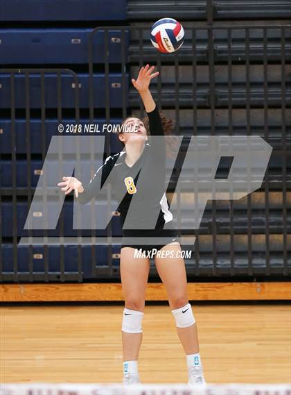 Thumbnail 2 in Memorial vs. Rowlett (Texas Open) photogallery.