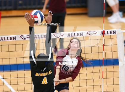 Thumbnail 3 in Memorial vs. Rowlett (Texas Open) photogallery.
