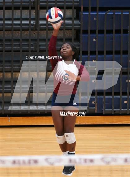 Thumbnail 3 in Memorial vs. Rowlett (Texas Open) photogallery.