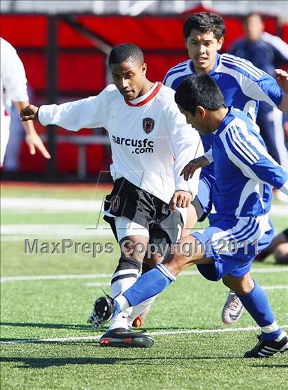 Thumbnail 2 in Adamson vs Marcus (Marcus Classic) photogallery.
