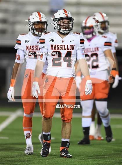 Thumbnail 2 in  Washington @ Perry (OHSAA D2 Regional Final) photogallery.