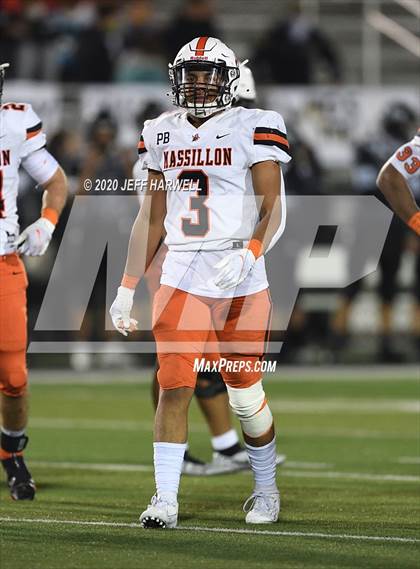 Thumbnail 1 in  Washington @ Perry (OHSAA D2 Regional Final) photogallery.