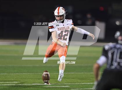 Thumbnail 2 in  Washington @ Perry (OHSAA D2 Regional Final) photogallery.
