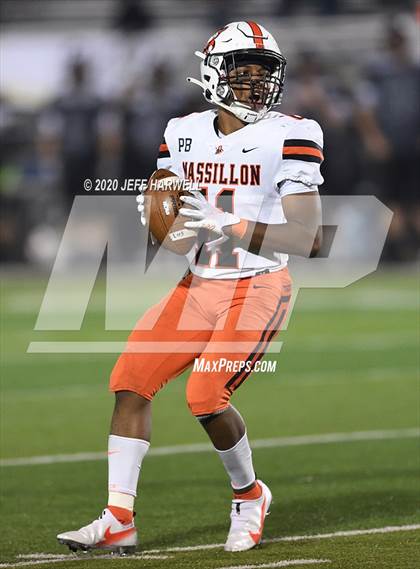 Thumbnail 3 in  Washington @ Perry (OHSAA D2 Regional Final) photogallery.