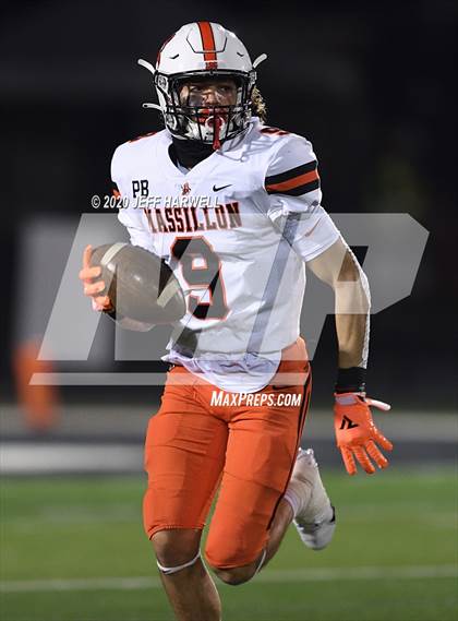 Thumbnail 1 in  Washington @ Perry (OHSAA D2 Regional Final) photogallery.