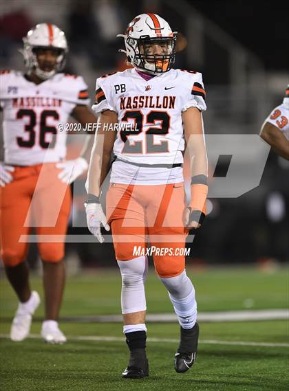 Thumbnail 2 in  Washington @ Perry (OHSAA D2 Regional Final) photogallery.