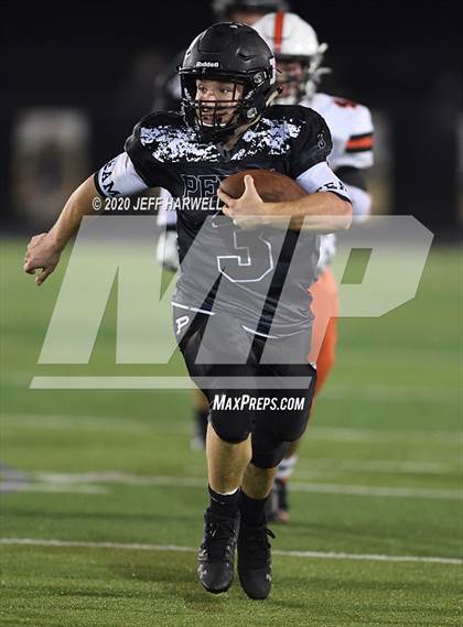 Thumbnail 3 in  Washington @ Perry (OHSAA D2 Regional Final) photogallery.