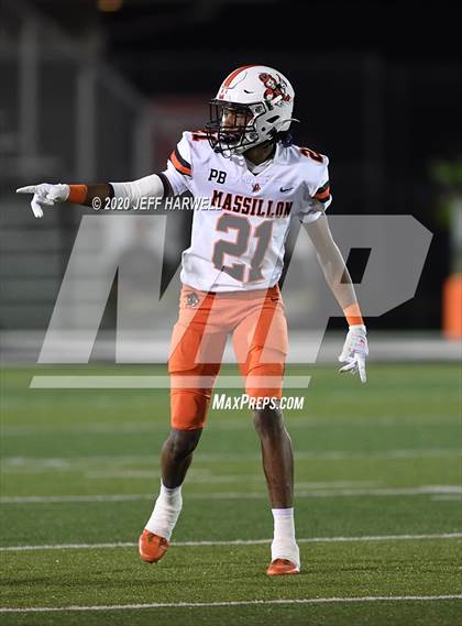 Thumbnail 3 in  Washington @ Perry (OHSAA D2 Regional Final) photogallery.
